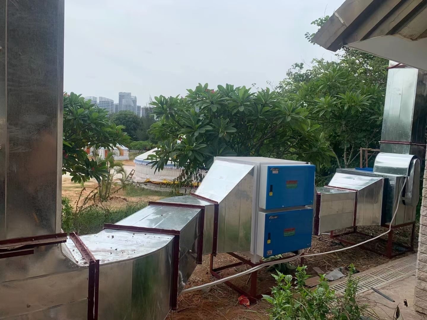 油煙凈化器，油煙凈化設(shè)備，油煙凈化機(jī)