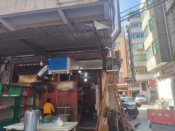 油煙凈化器，油煙凈化設(shè)備，油煙凈化機(jī)